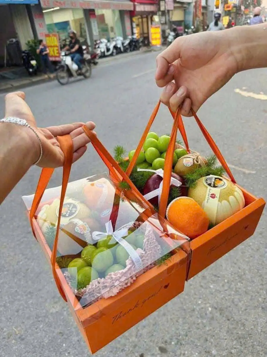 Hộp Quà Trái Cây H-23 – Hiền Organic Huế