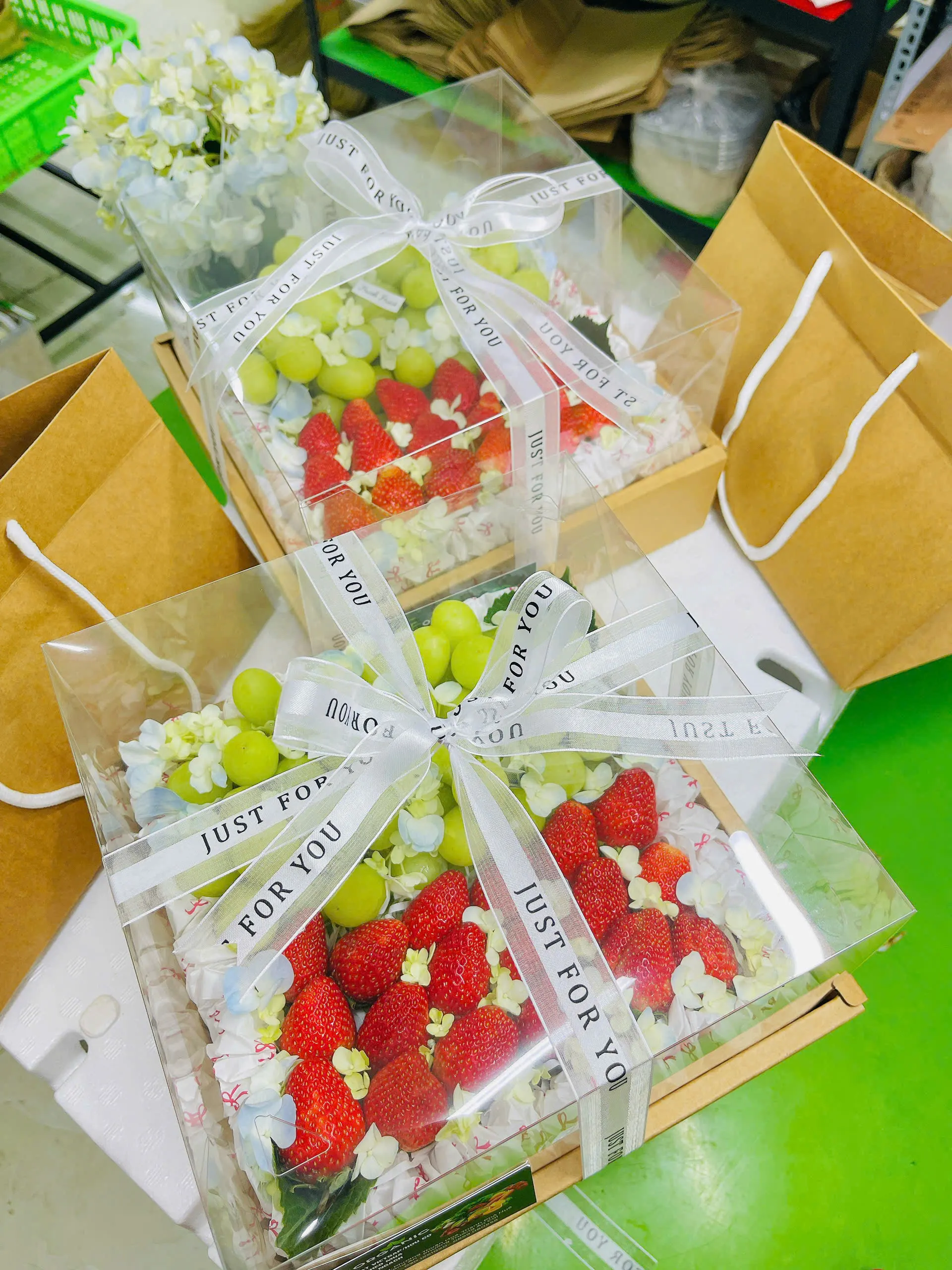 Hộp Quà Trái Cây H-38 – Hiền Organic Huế